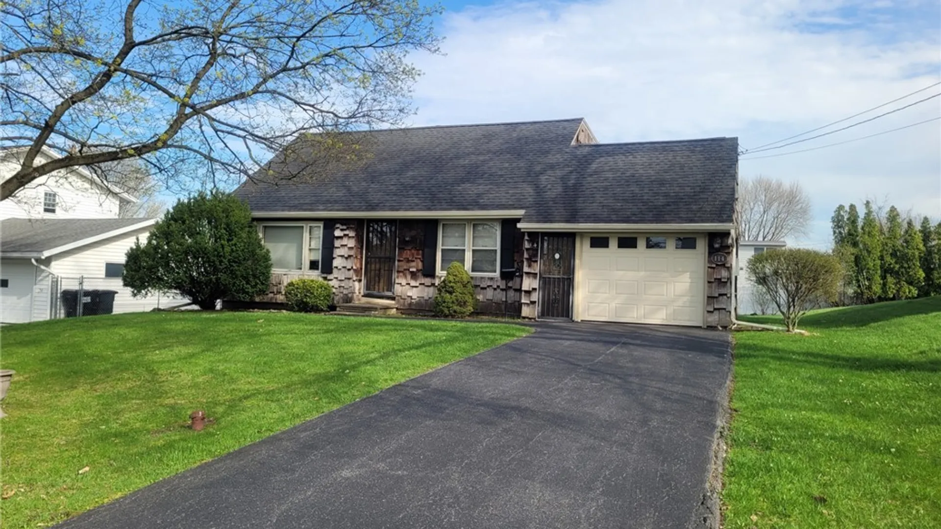 Property at 114 Skyview Drive, Salina, NY 13088 5