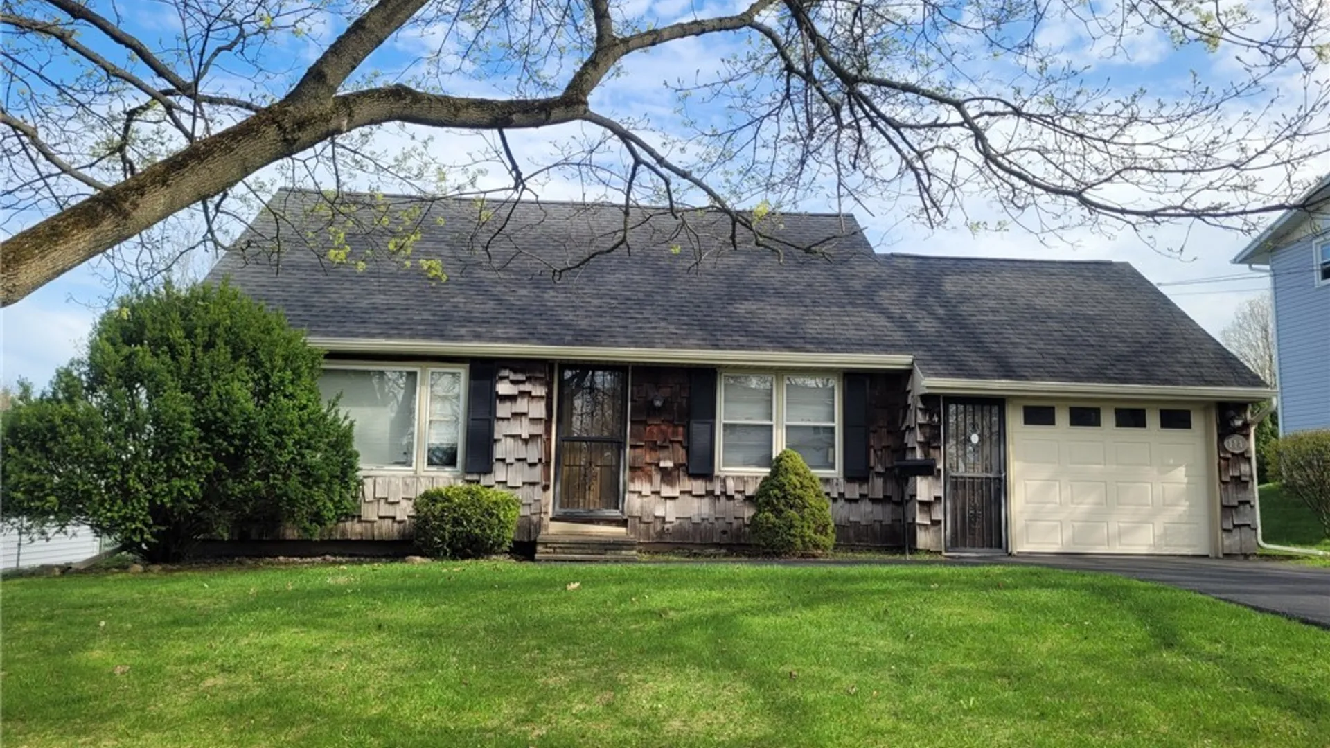 Property at 114 Skyview Drive, Salina, NY 13088 7