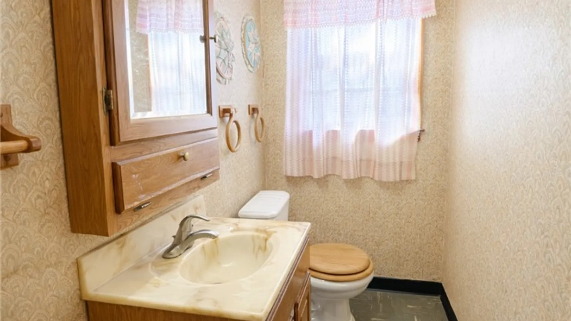 Property at 309 Bernhardt Drive, Amherst, NY 14226 25