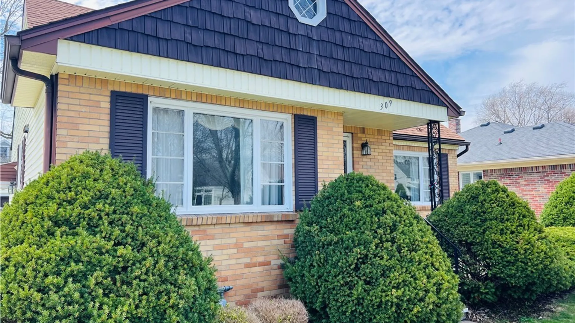 Property at 309 Bernhardt Drive, Amherst, NY 14226 4