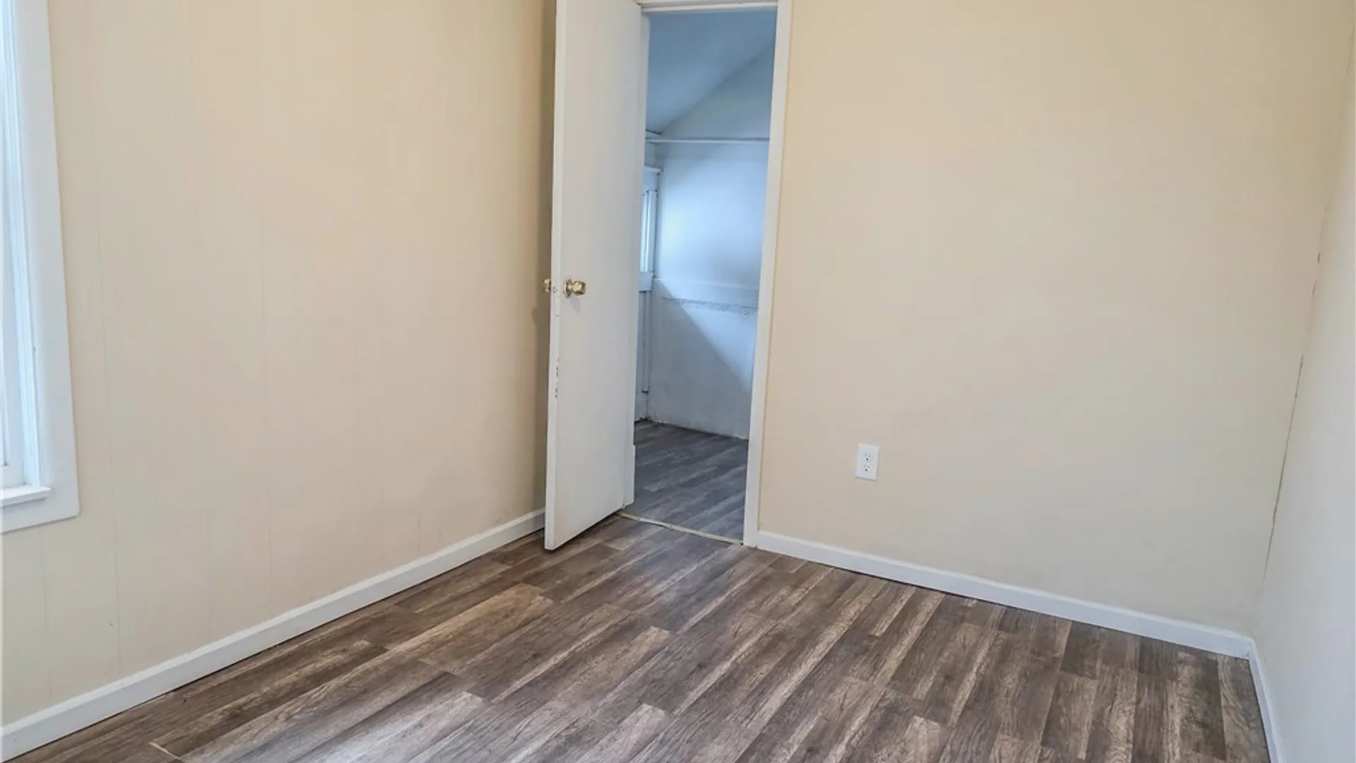 Property at 1618 16th Street, Niagara Falls, NY 14305 25