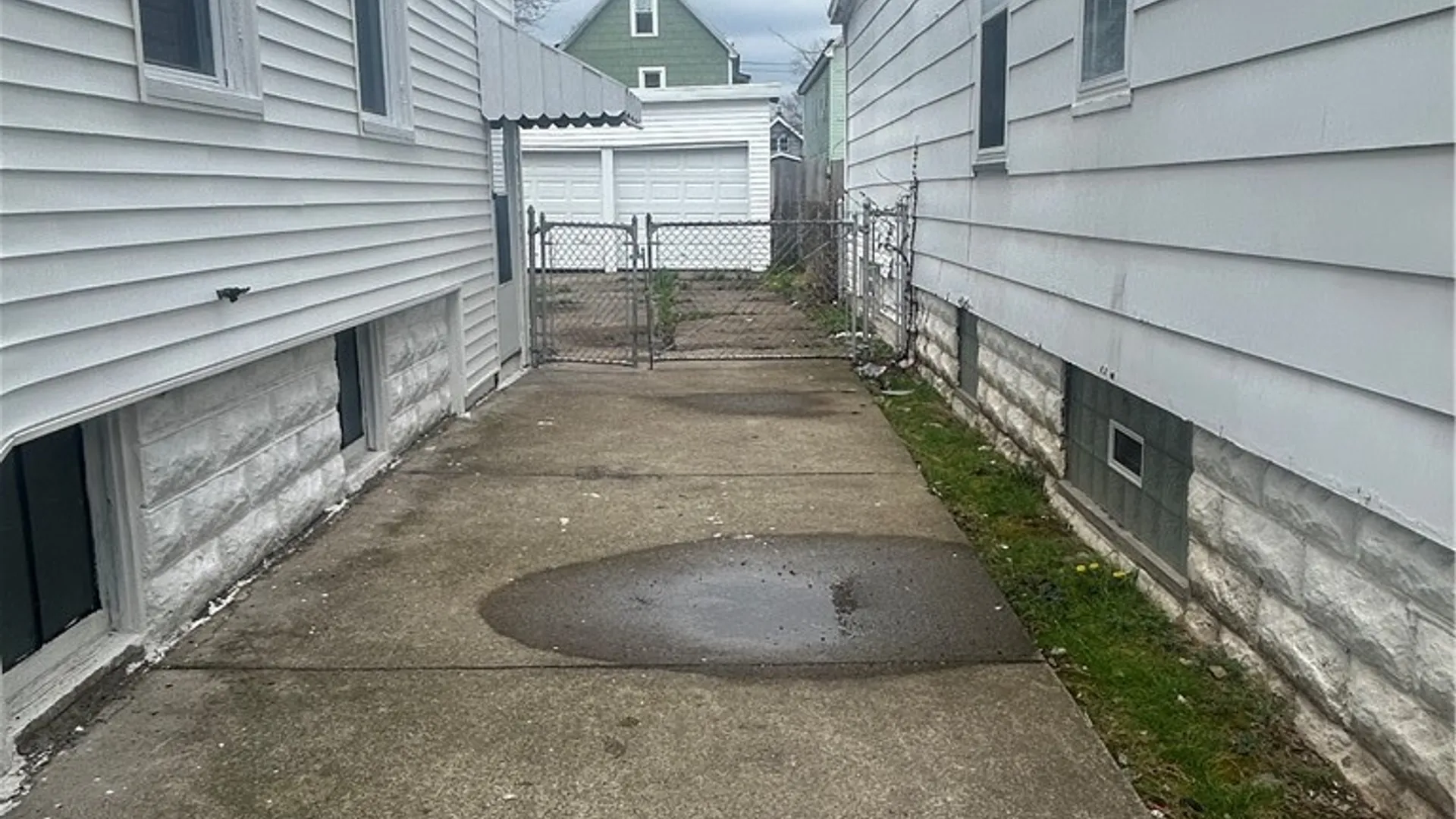 Property at 411 Upper Cambridge Avenue, Buffalo, NY 14215 2