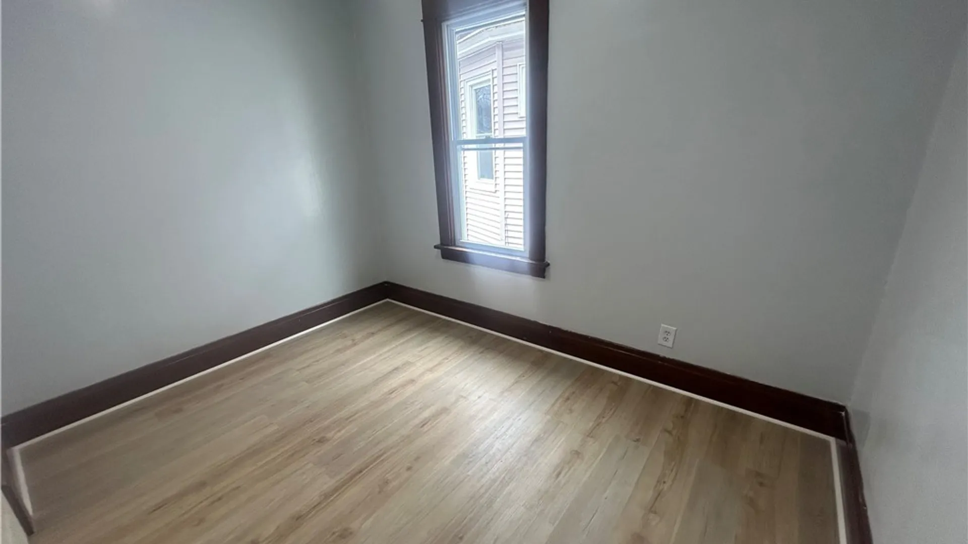 Property at 411 Upper Cambridge Avenue, Buffalo, NY 14215 8