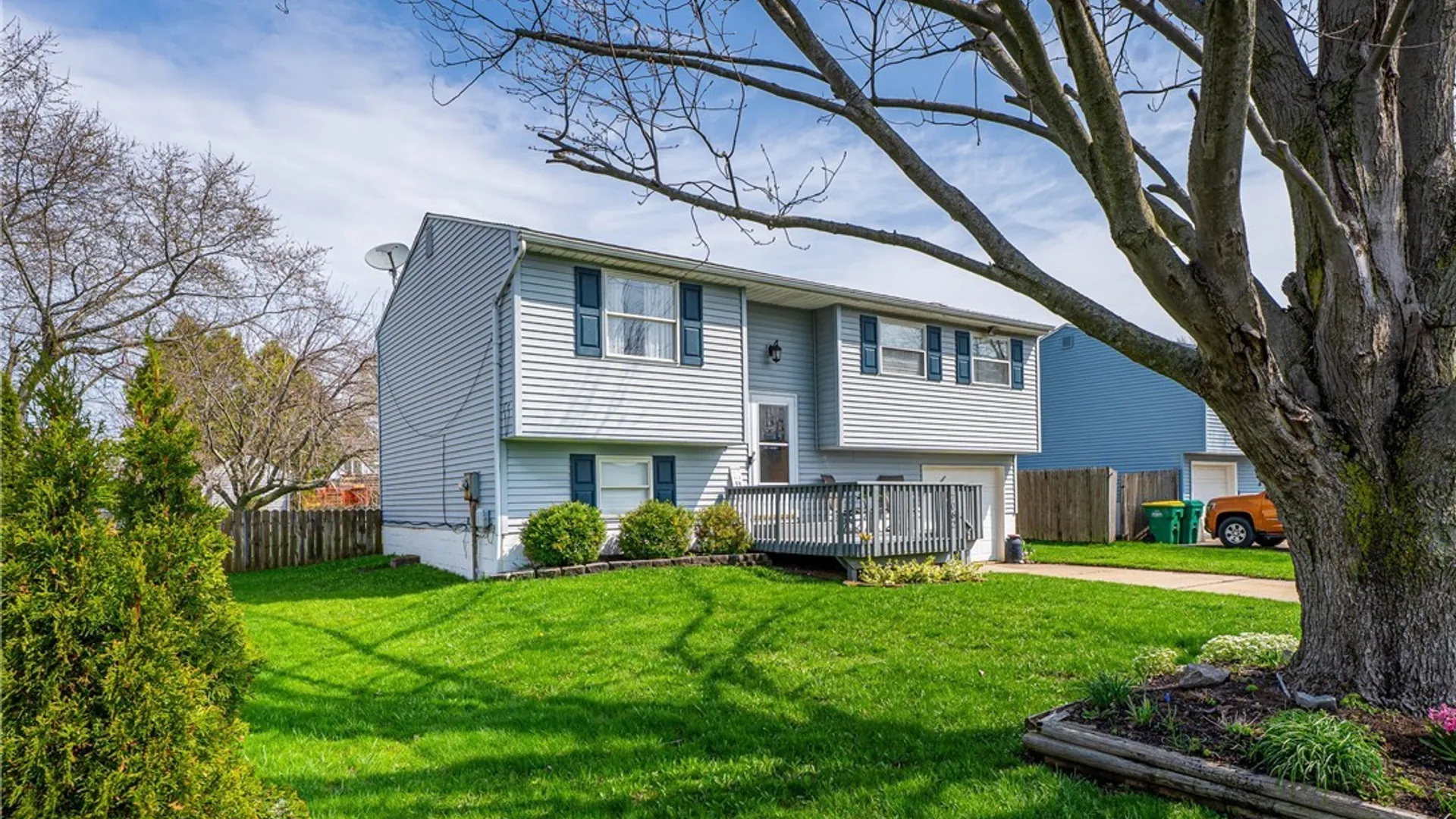 Property at 7062 Northview Drive, Lockport Town, NY 14094 3