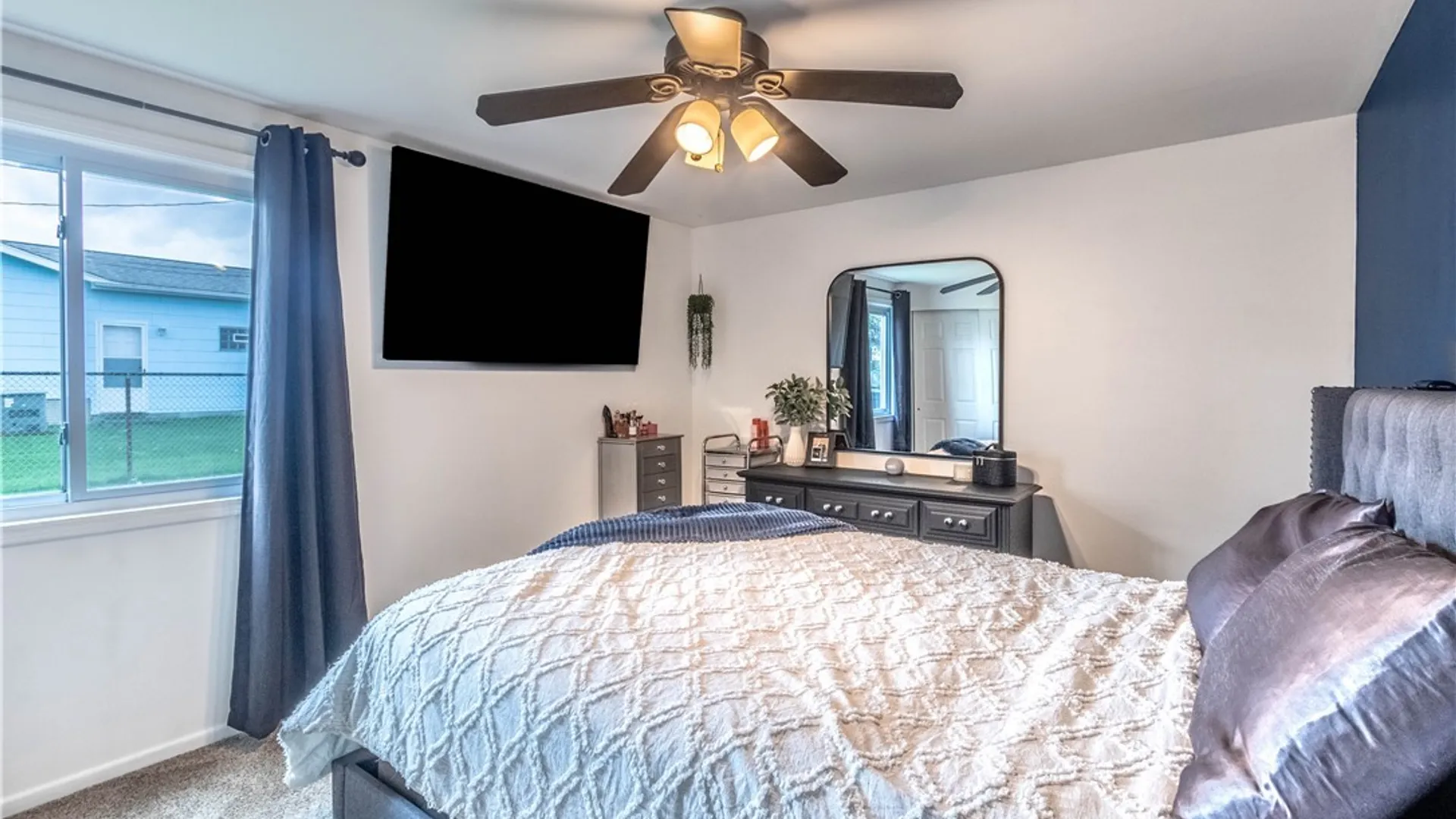 Property at 94 Gregory Court, Cheektowaga, NY 14043 16