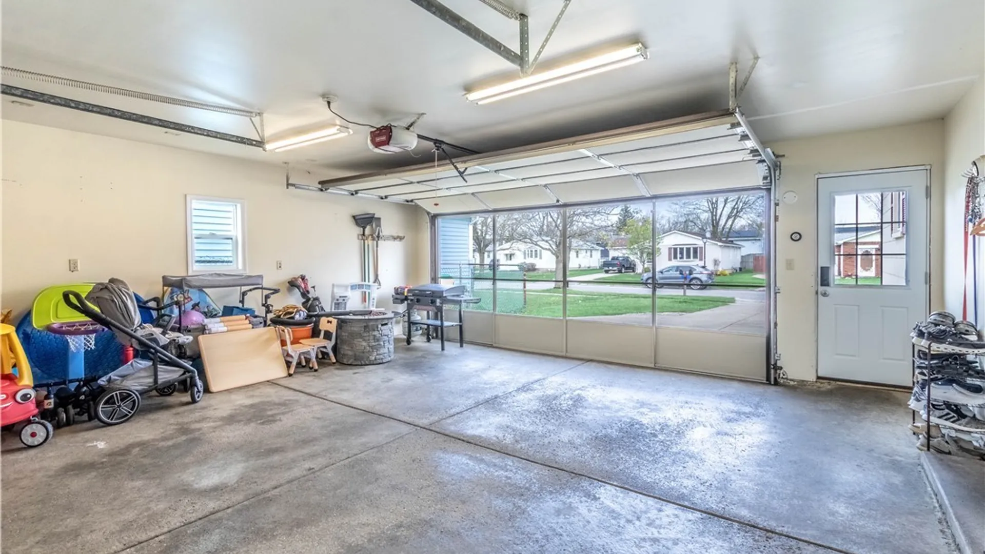 Property at 94 Gregory Court, Cheektowaga, NY 14043 24