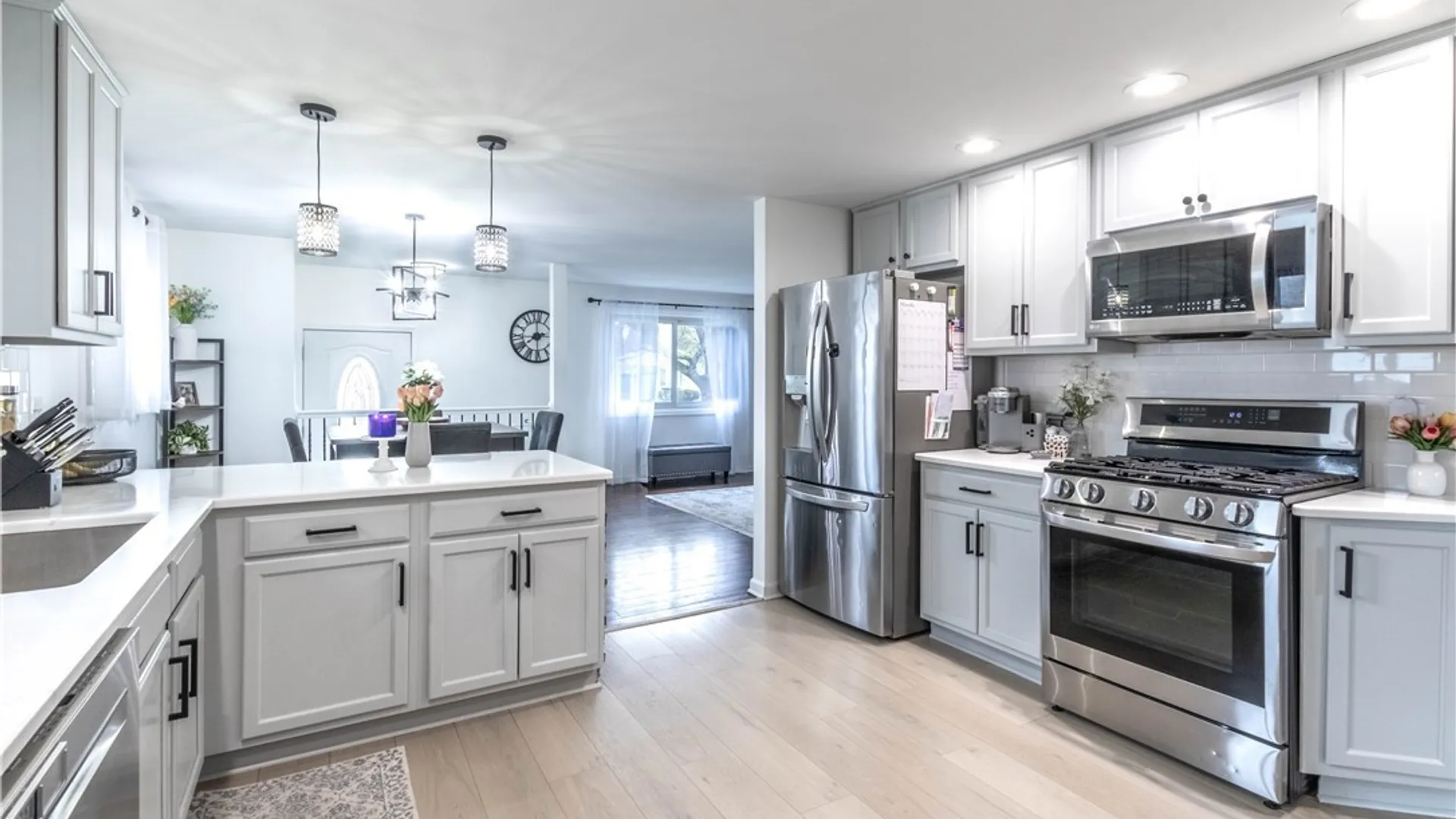 Property at 94 Gregory Court, Cheektowaga, NY 14043 7