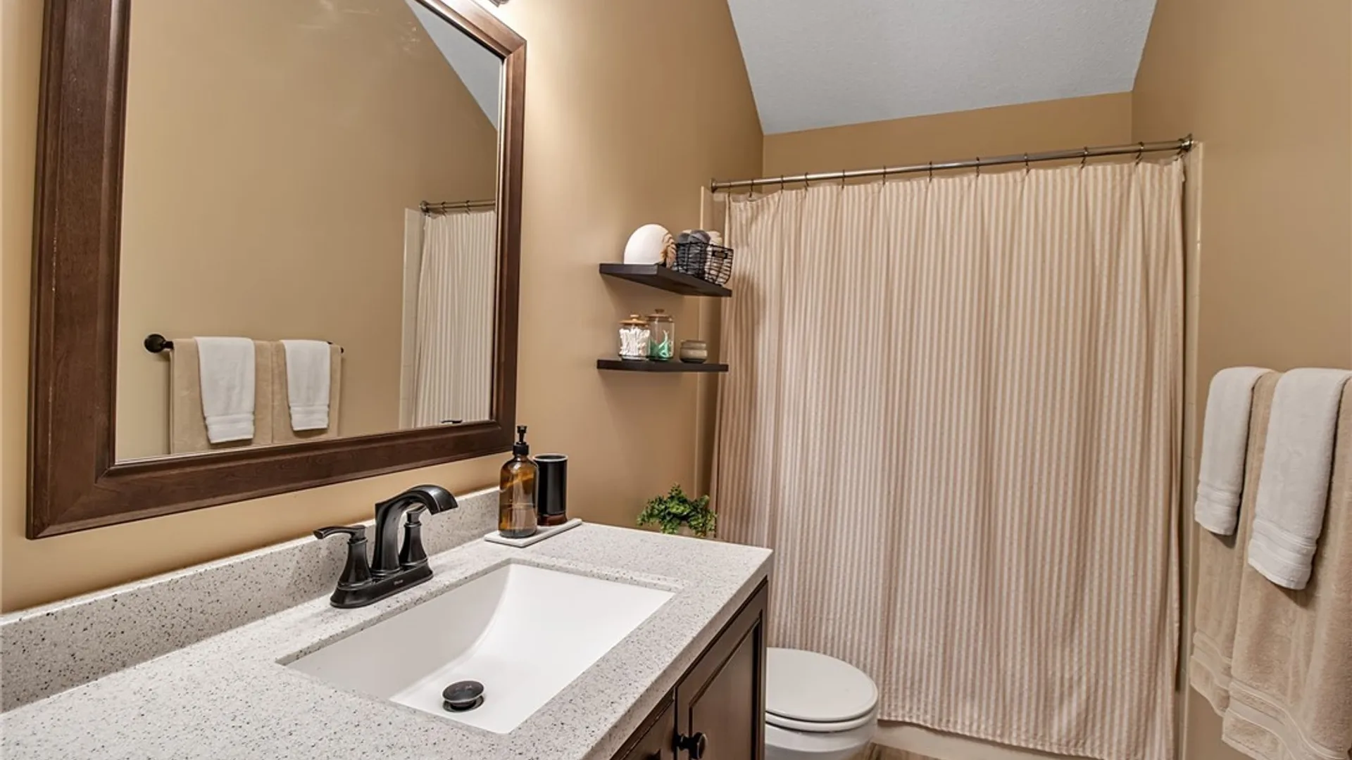 Property at 176 Timberlink Drive, Grand Island, NY 14072 30