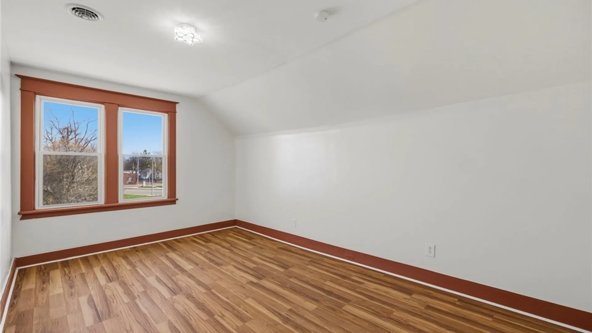 Property at 674 Jefferson Avenue, Buffalo, NY 14204 23
