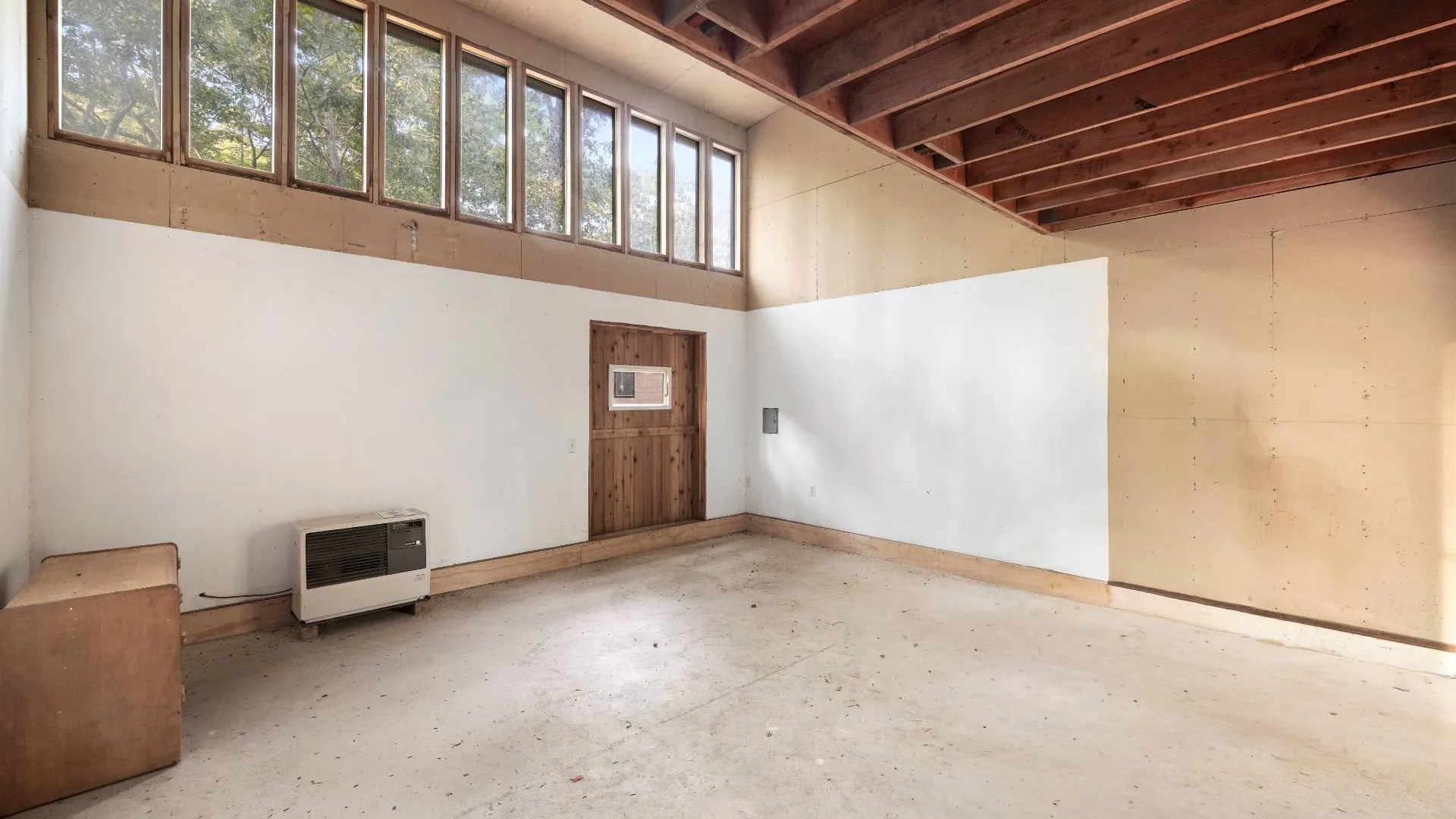 Property at 21 Saddle Lane, East Hampton, NY 11937 31