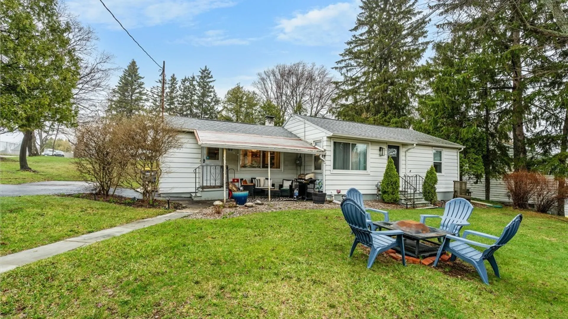 Property at 110 Trent Lane, Camillus, NY 13031 2