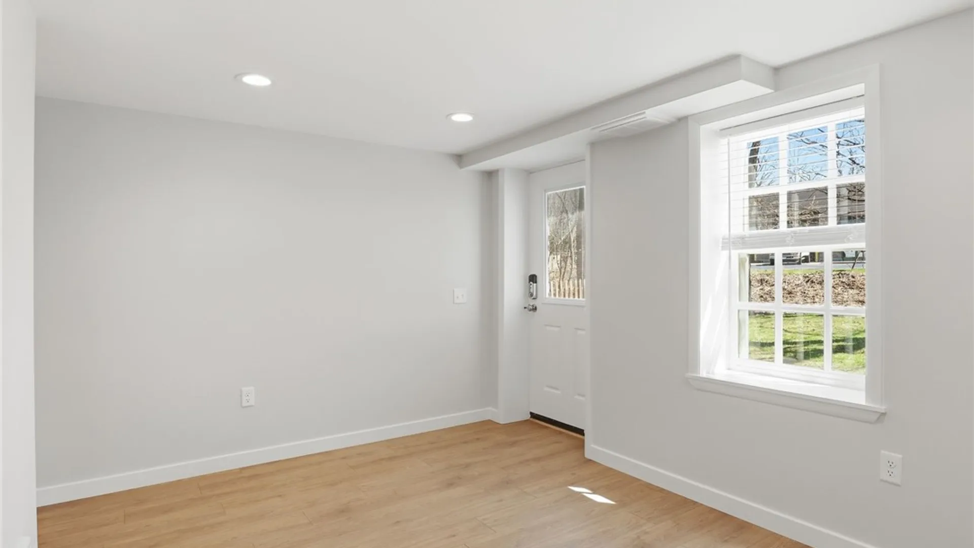 Property at 1474 Marsh Road, Perinton, NY 14534 13