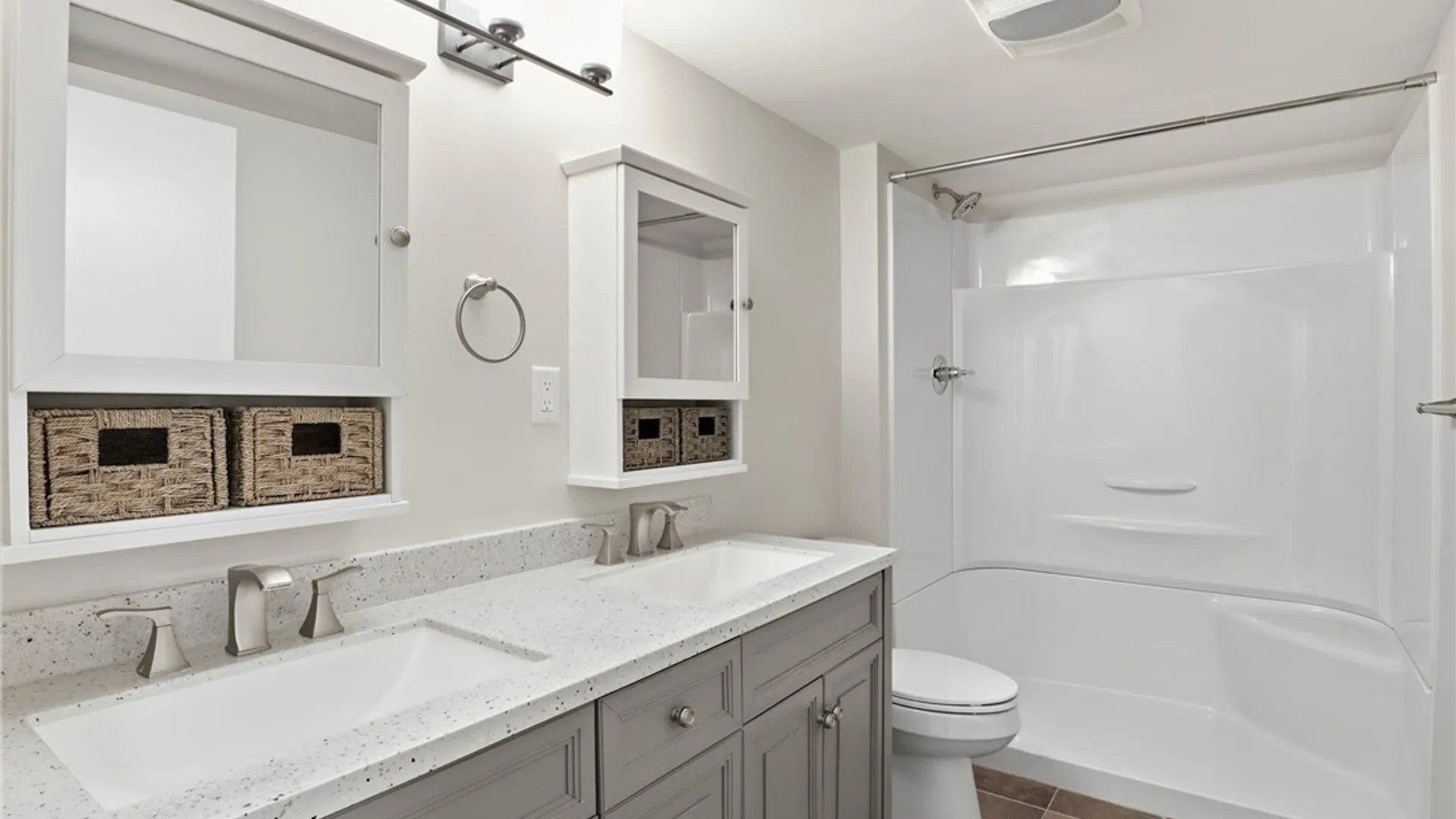 Property at 1474 Marsh Road, Perinton, NY 14534 18