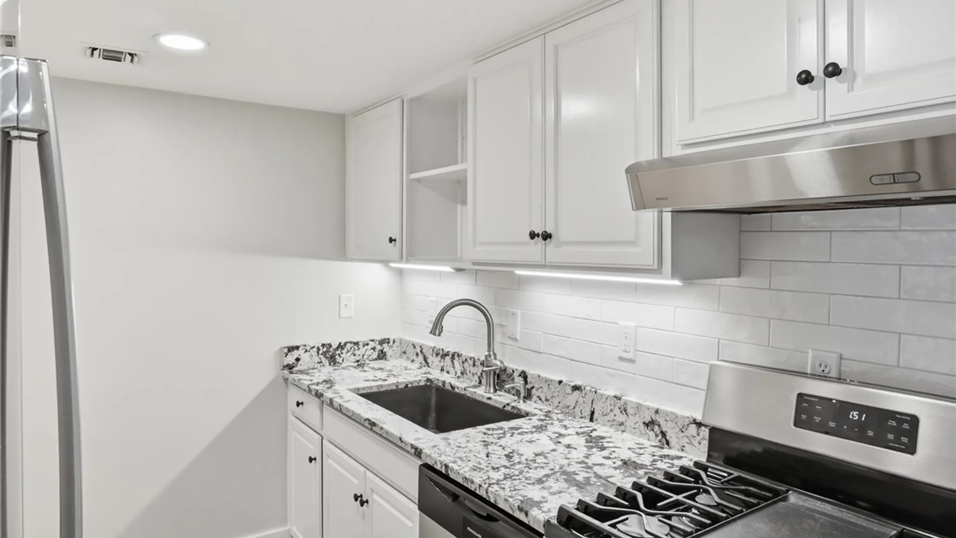 Property at 1474 Marsh Road, Perinton, NY 14534 7