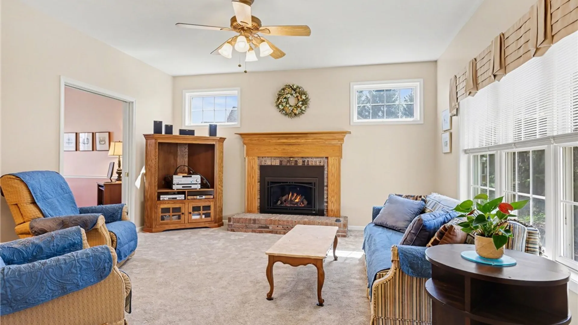 Property at 6 Captiva Crossing, Perinton, NY 14450 10