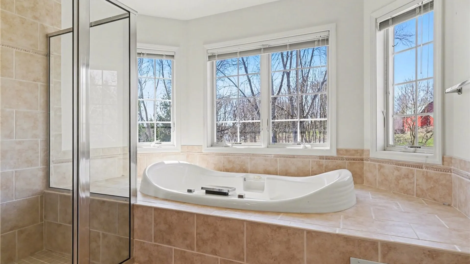 Property at 6 Captiva Crossing, Perinton, NY 14450 20