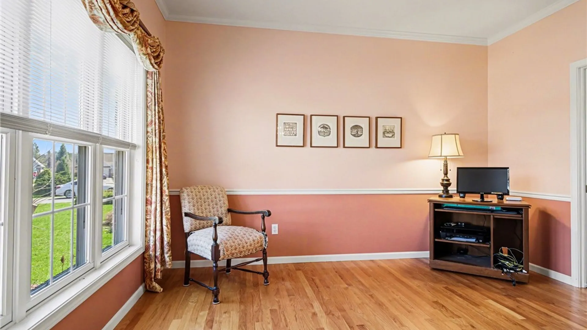 Property at 6 Captiva Crossing, Perinton, NY 14450 4