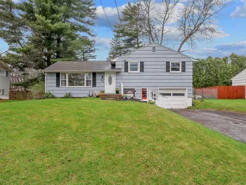 Property at 902 Leroy Road, Cicero, NY 13212