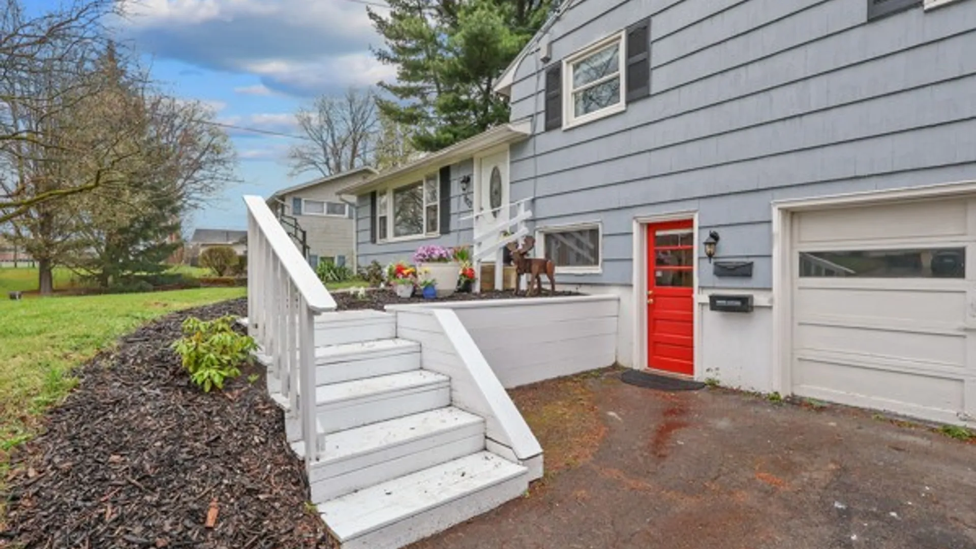 Property at 902 Leroy Road, Cicero, NY 13212 2