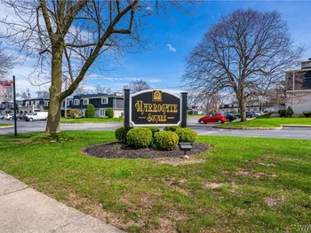 124 Harrogate, Amherst, NY 14221