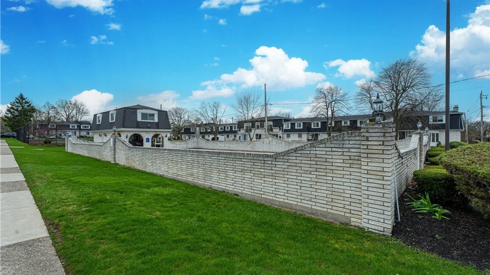 Property at 124 Harrogate, Amherst, NY 14221 28