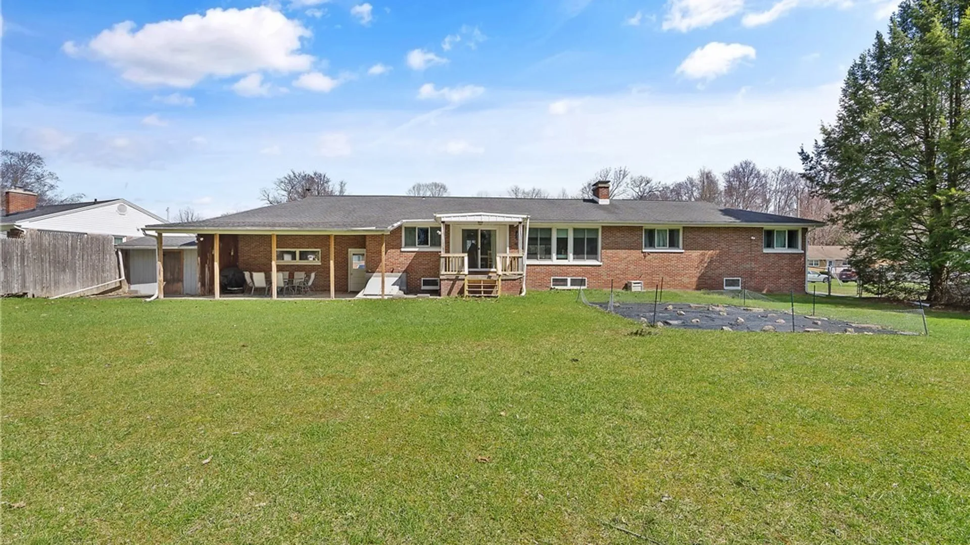 Property at 104 Tolbert Dr, Clay, NY 13212 38