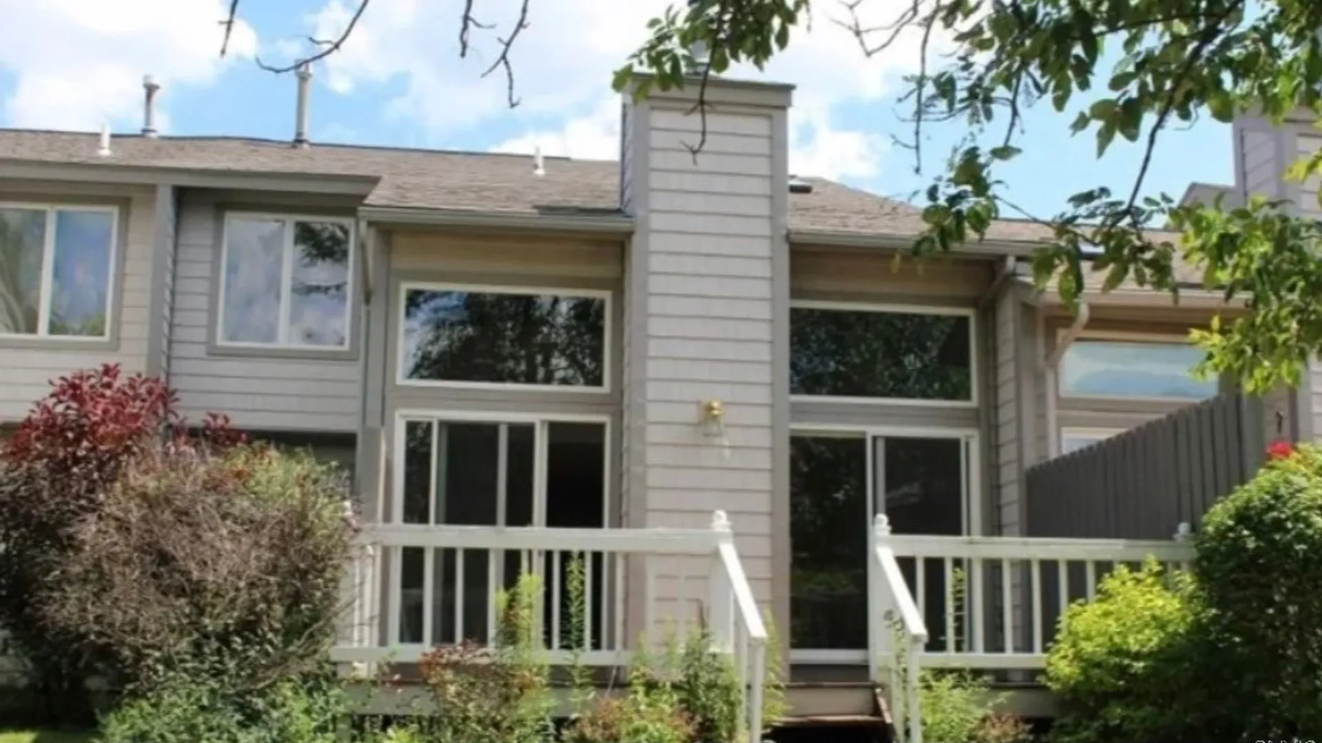 Property at 61 Midlake Circle, Manlius, NY 13057 2