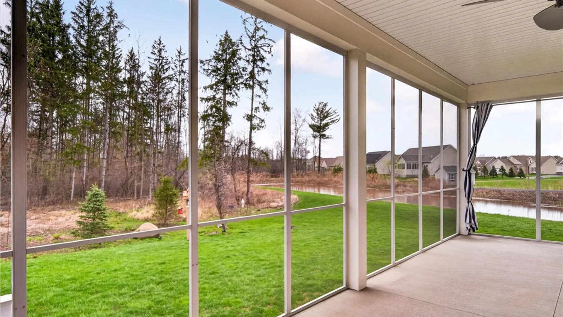 Property at 310 Dove Tree Lane, Greece, NY 14626 12