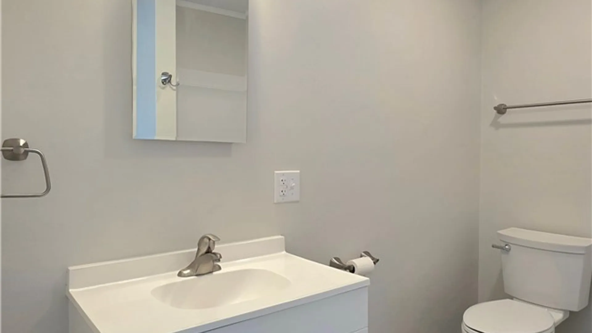 Property at 325 Webber Pl, Elmira City, NY 14901 12