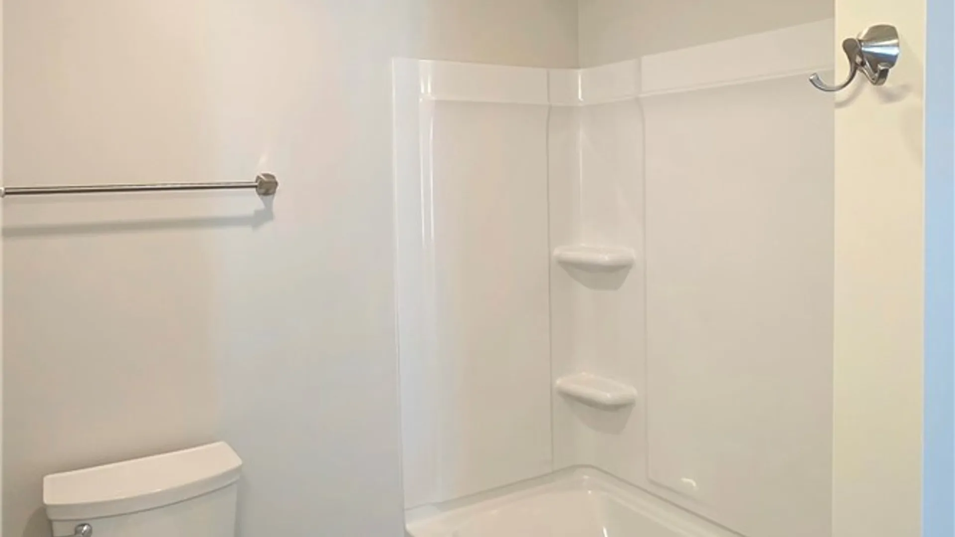 Property at 325 Webber Pl, Elmira City, NY 14901 13