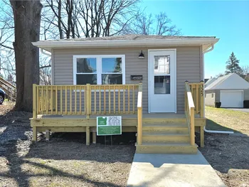 325 Webber Pl, Elmira City, NY 14901