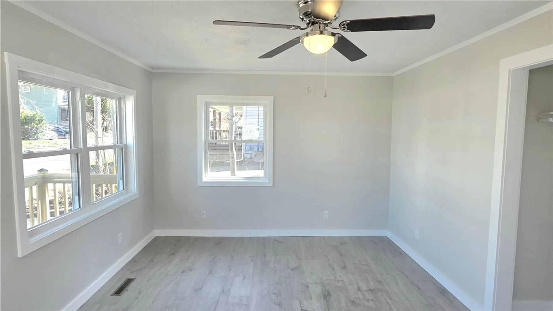 Property at 325 Webber Pl, Elmira City, NY 14901 5