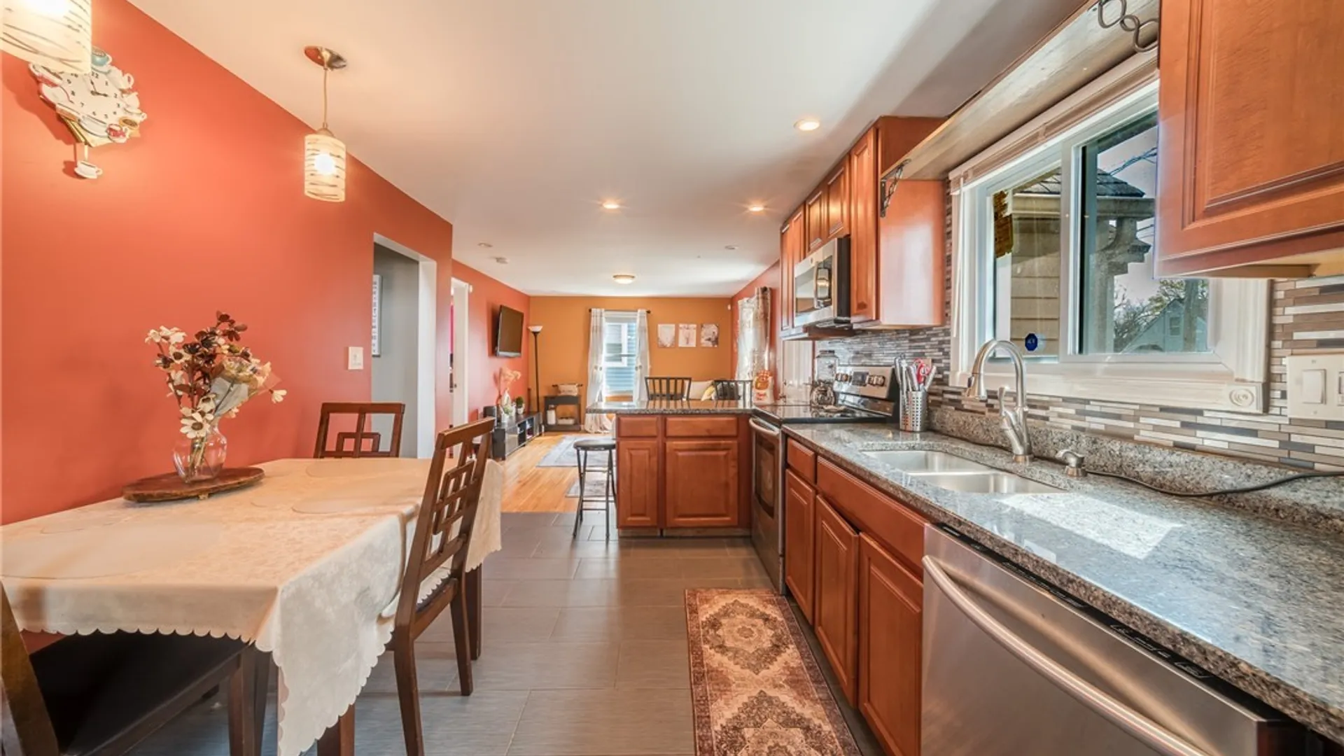 Property at 118 Oak Drive, Cicero, NY 13212 10