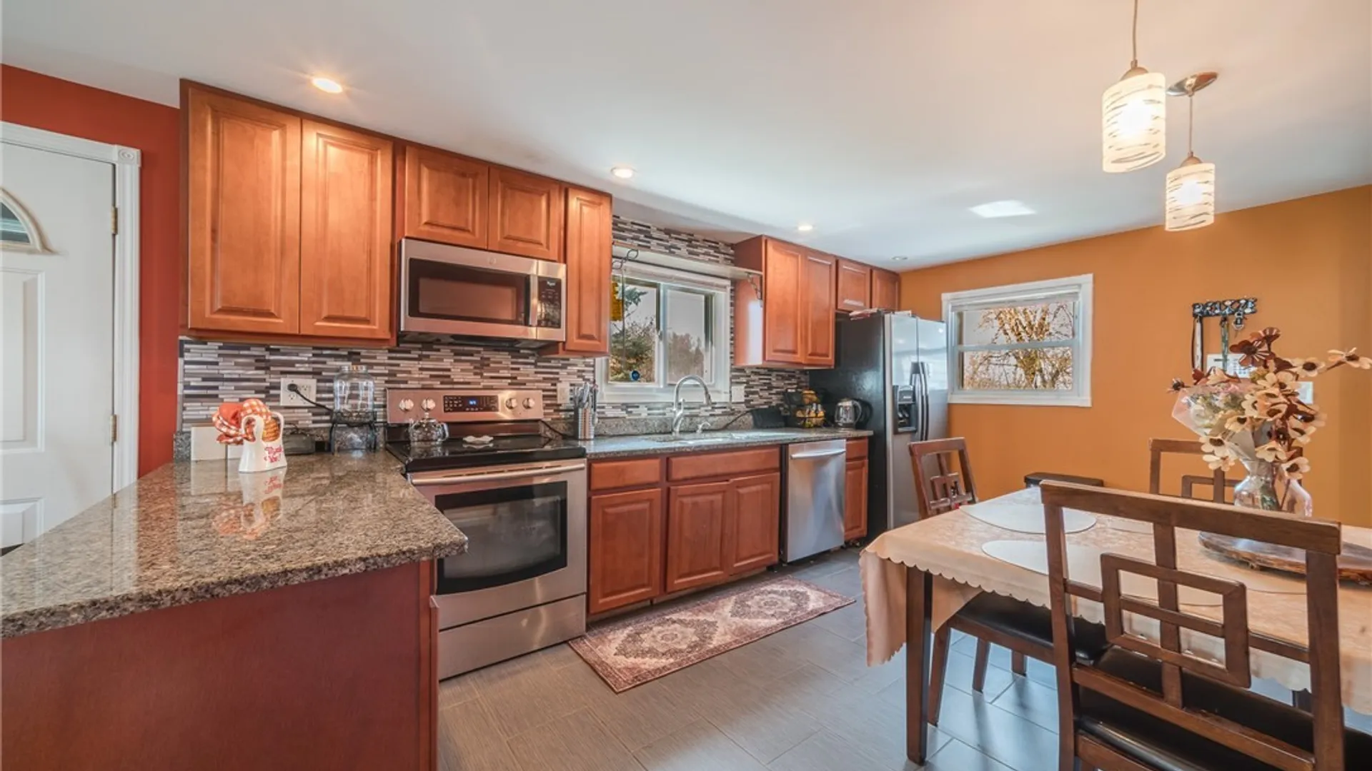 Property at 118 Oak Drive, Cicero, NY 13212 11