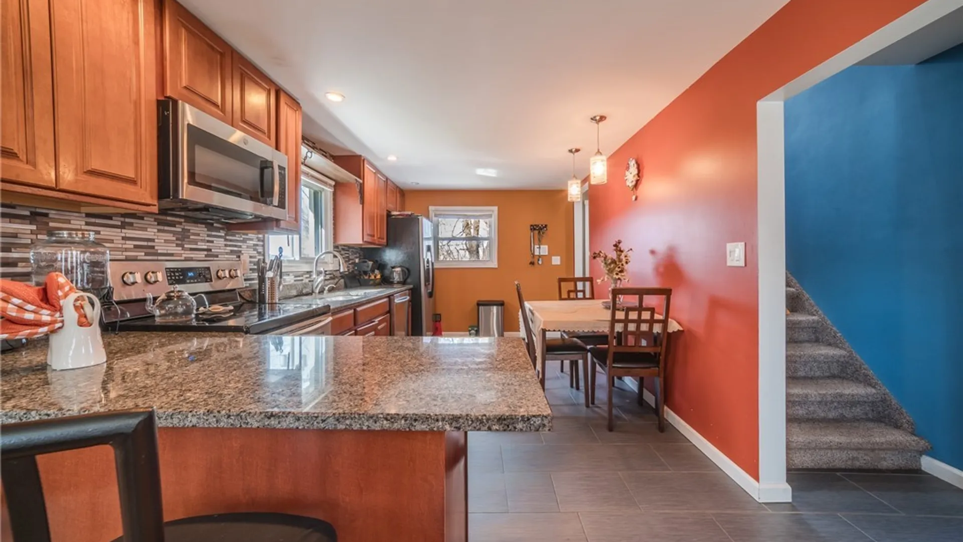 Property at 118 Oak Drive, Cicero, NY 13212 12