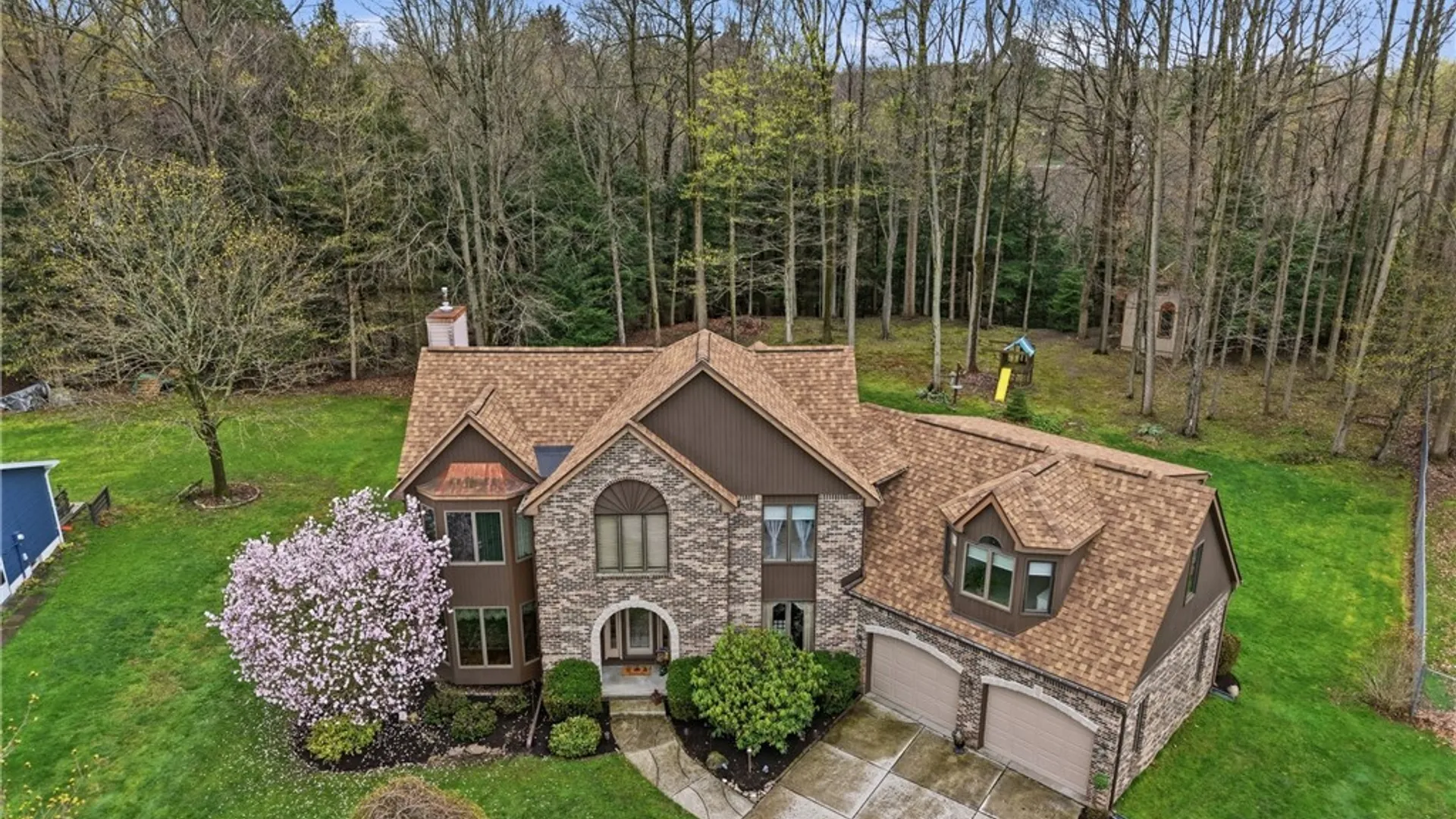 Property at 10 Tiffany Lane, Elma, NY 14059 2