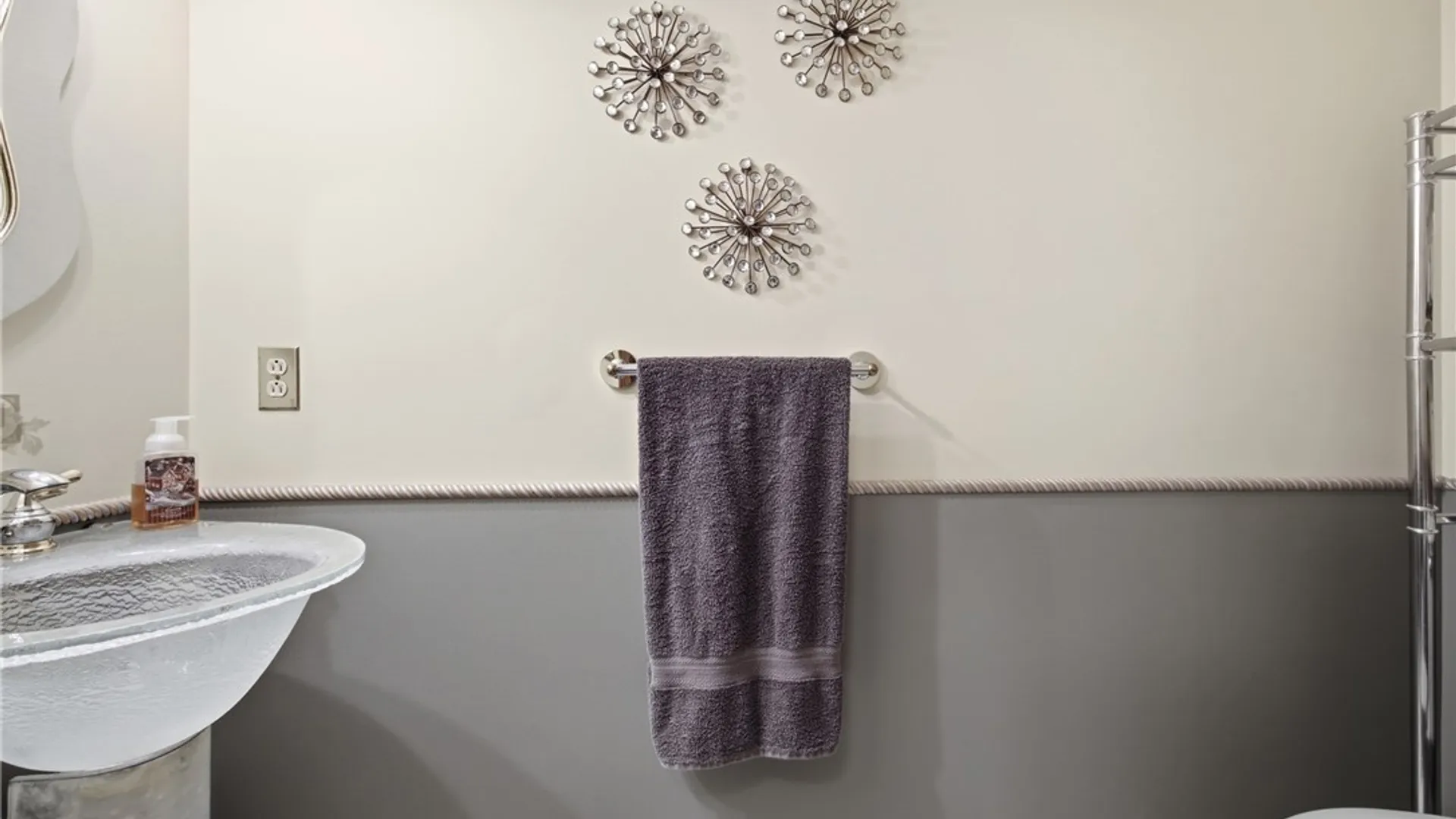 Property at 10 Tiffany Lane, Elma, NY 14059 21