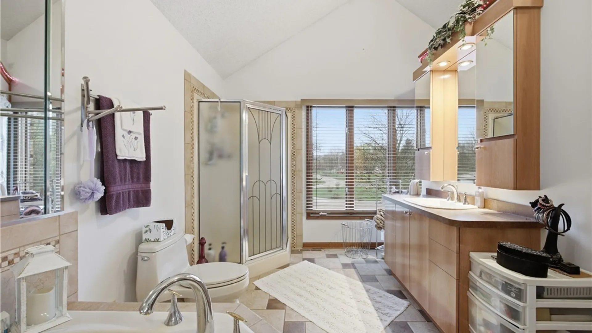 Property at 10 Tiffany Lane, Elma, NY 14059 27