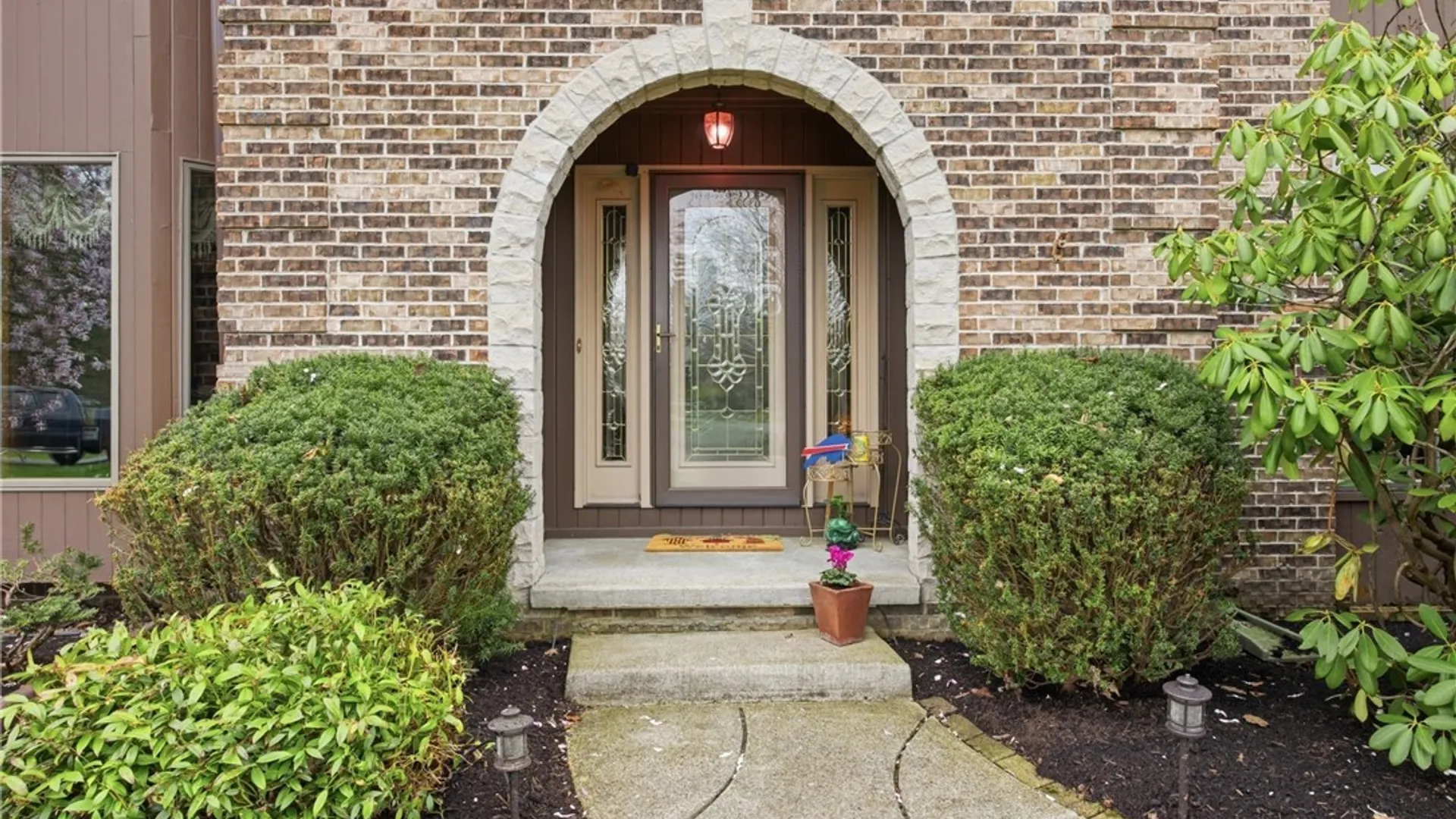 Property at 10 Tiffany Lane, Elma, NY 14059 4