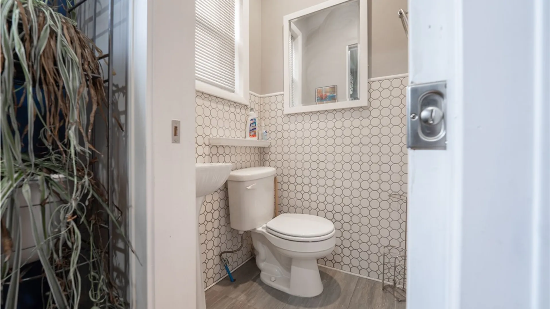 Property at 114 Memorial Parkway, Utica, NY 13501 17