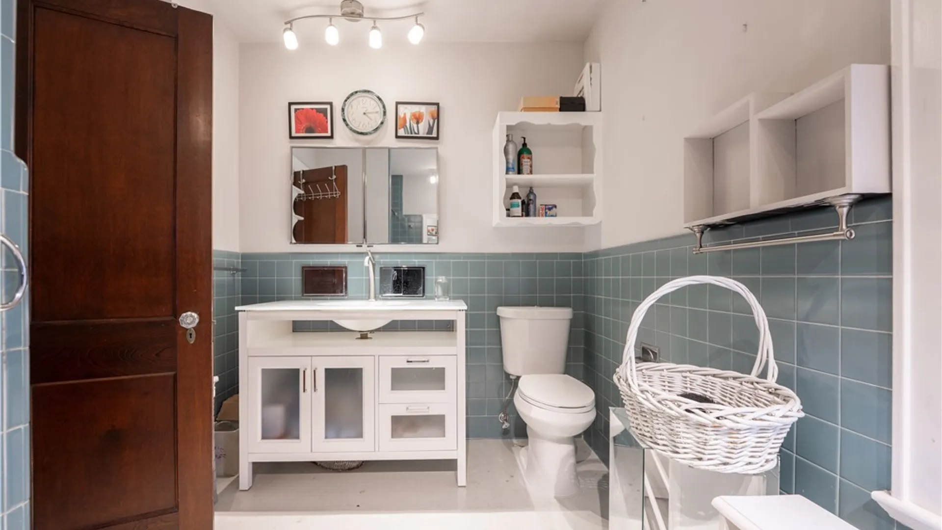 Property at 114 Memorial Parkway, Utica, NY 13501 31