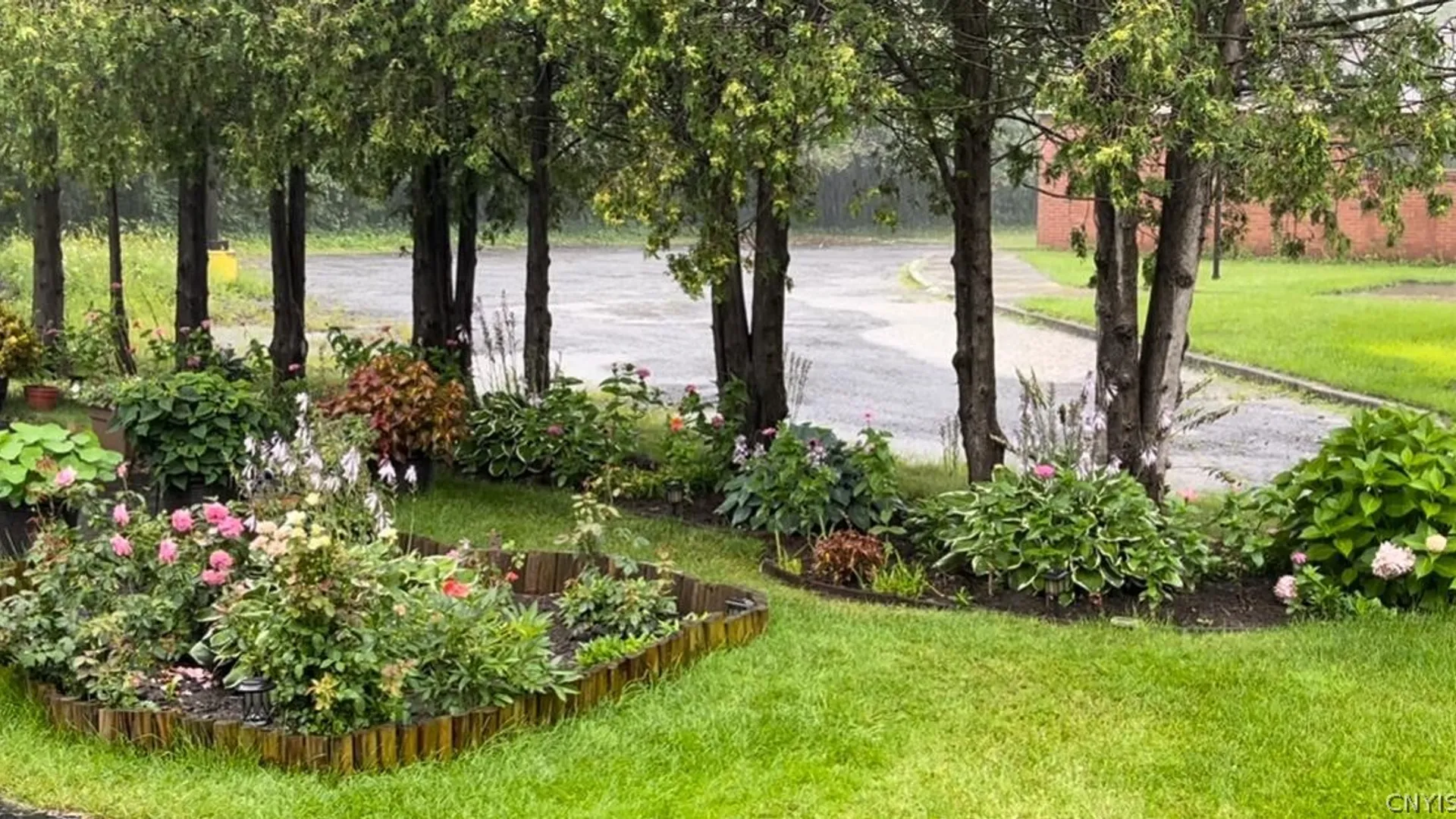 Property at 114 Memorial Parkway, Utica, NY 13501 34