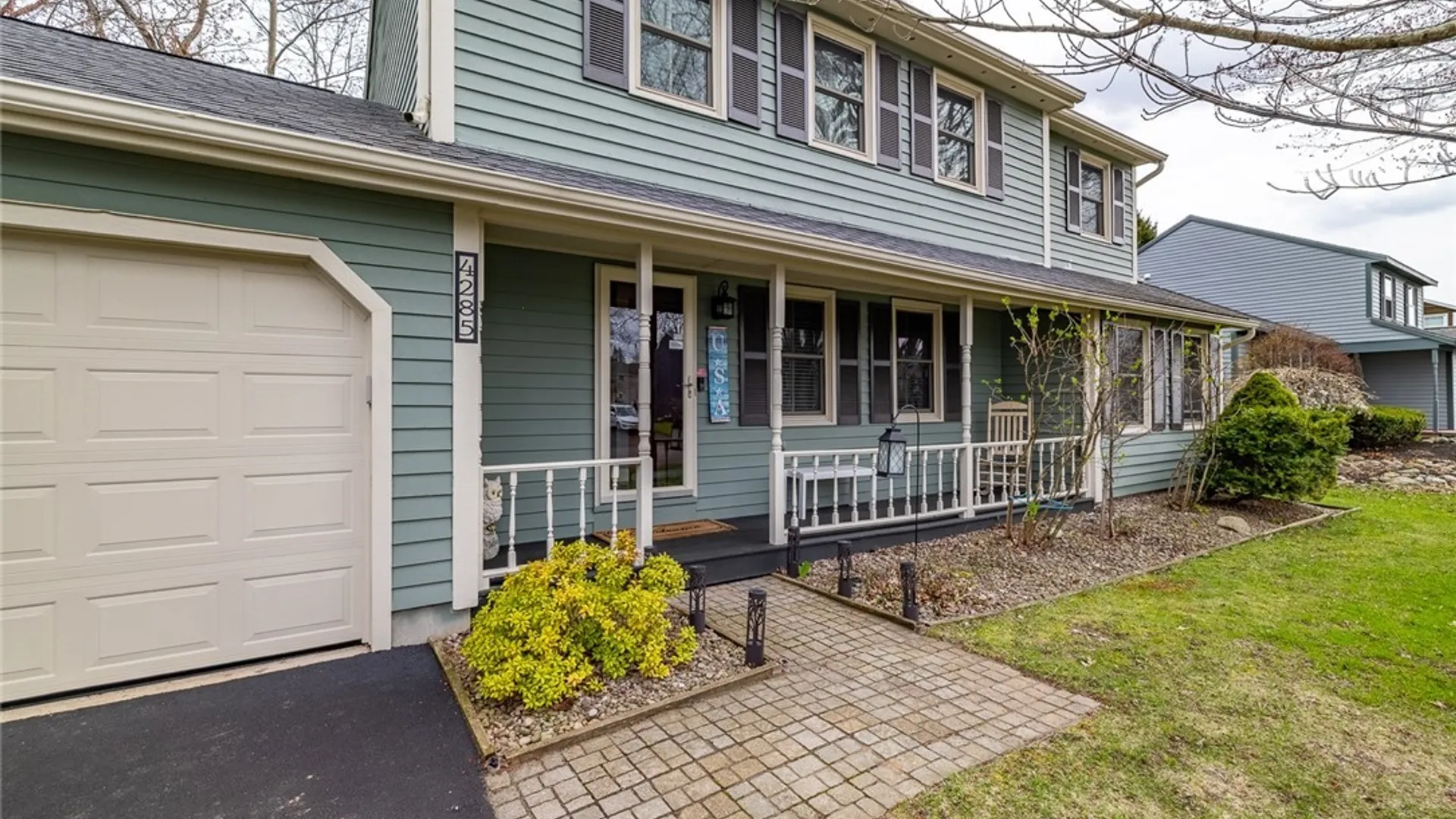 Property at 4285 Carmel Drive, Clay, NY 13090 3