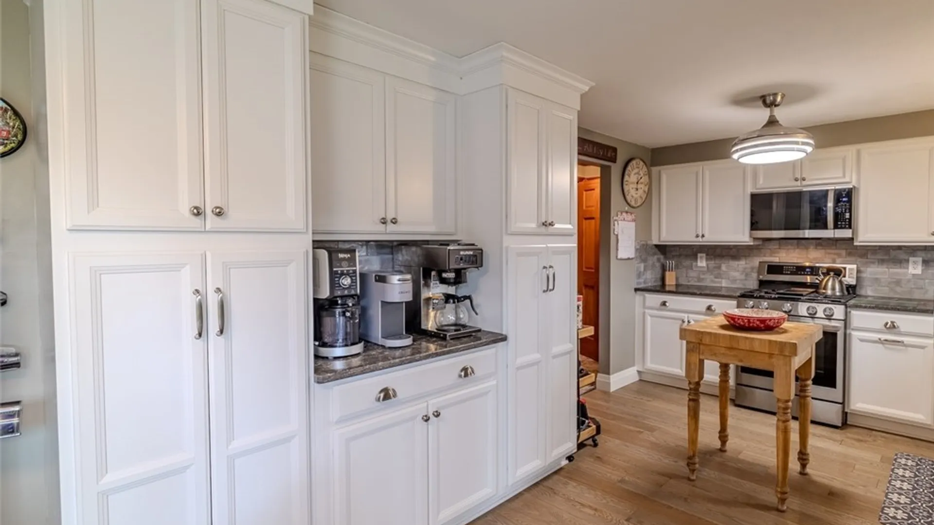 Property at 4285 Carmel Drive, Clay, NY 13090 6