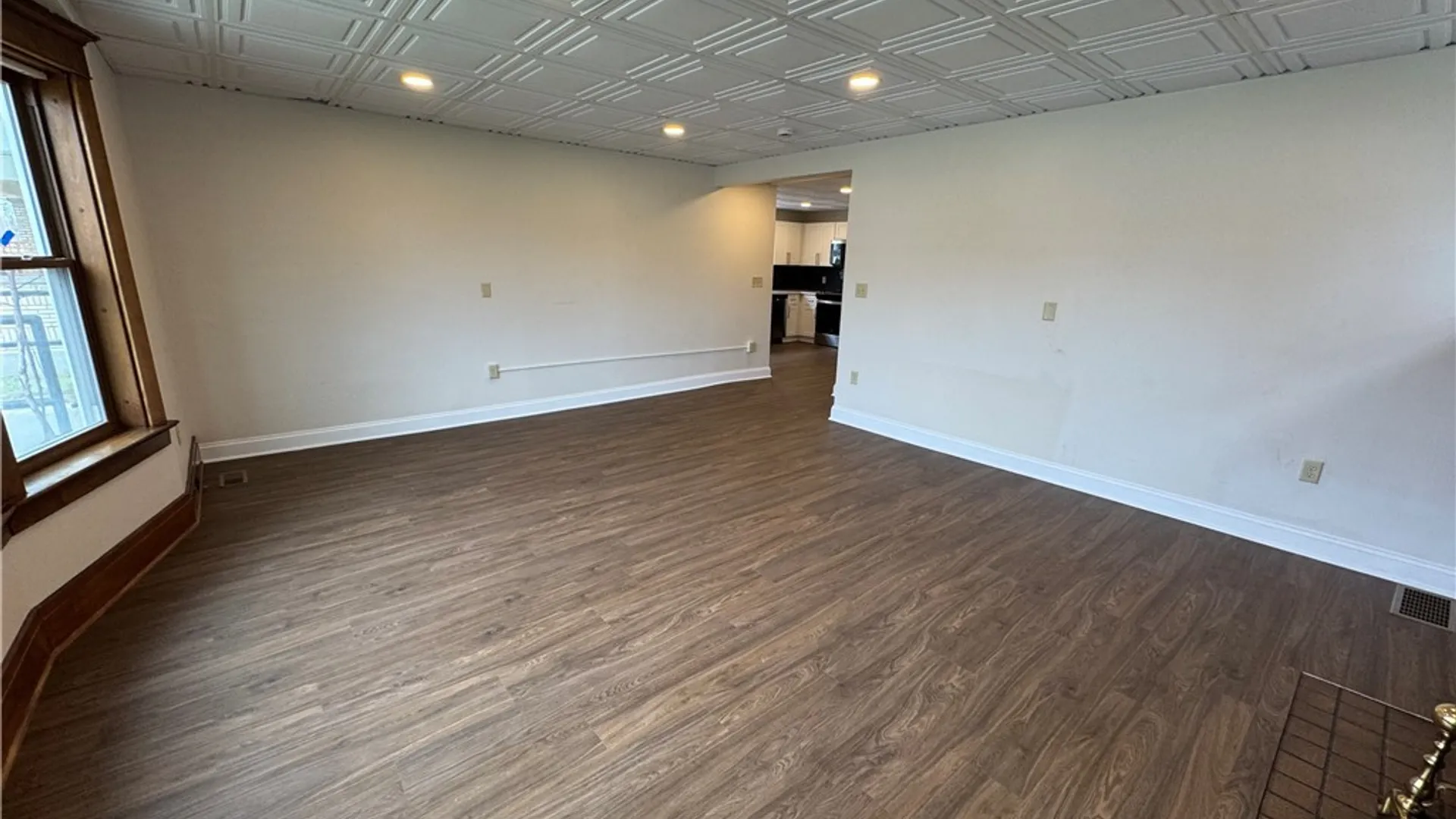 Property at 117 Humboldt Parkway, Buffalo, NY 14214 6
