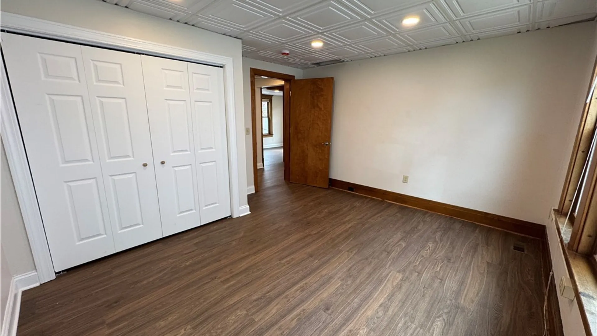 Property at 117 Humboldt Parkway, Buffalo, NY 14214 8