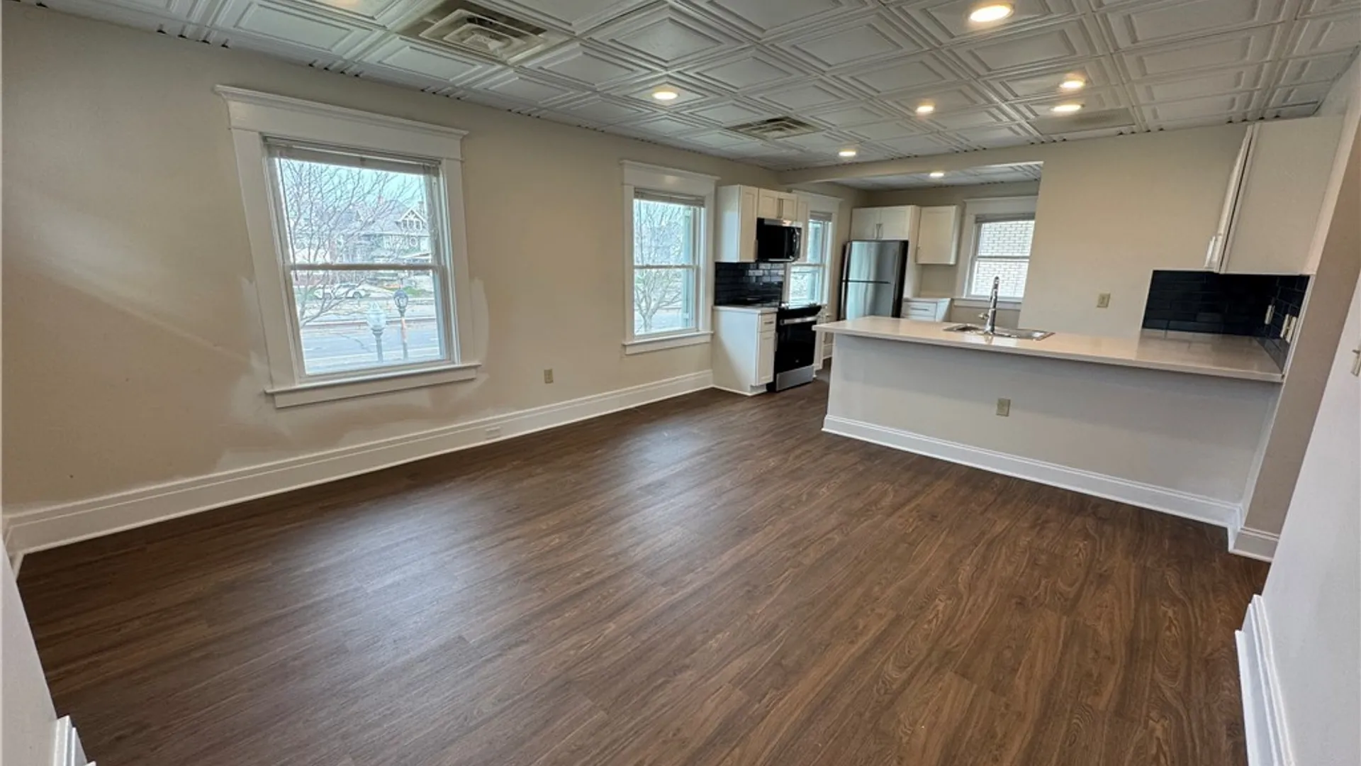 Property at 117 Humboldt Parkway, Buffalo, NY 14214 5