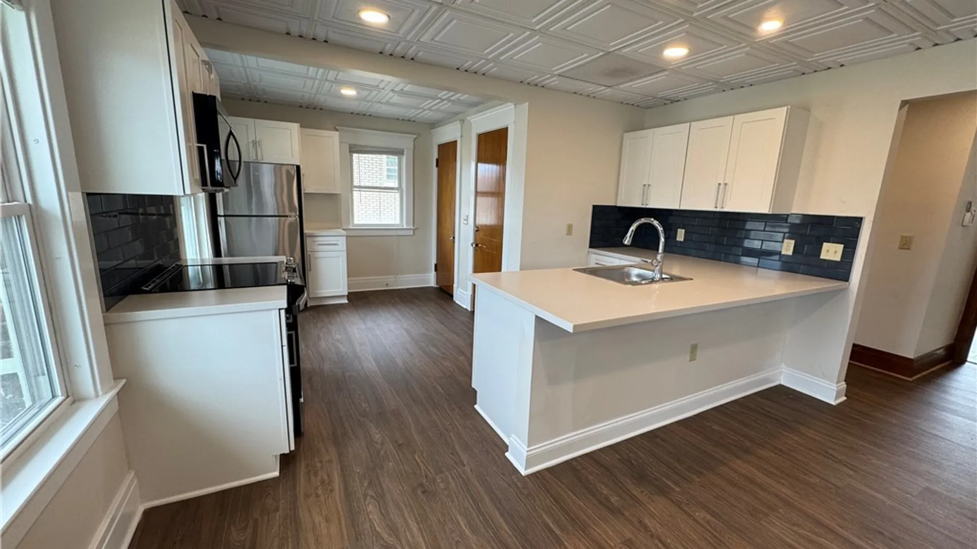 Property at 117 Humboldt Parkway, Buffalo, NY 14214 7