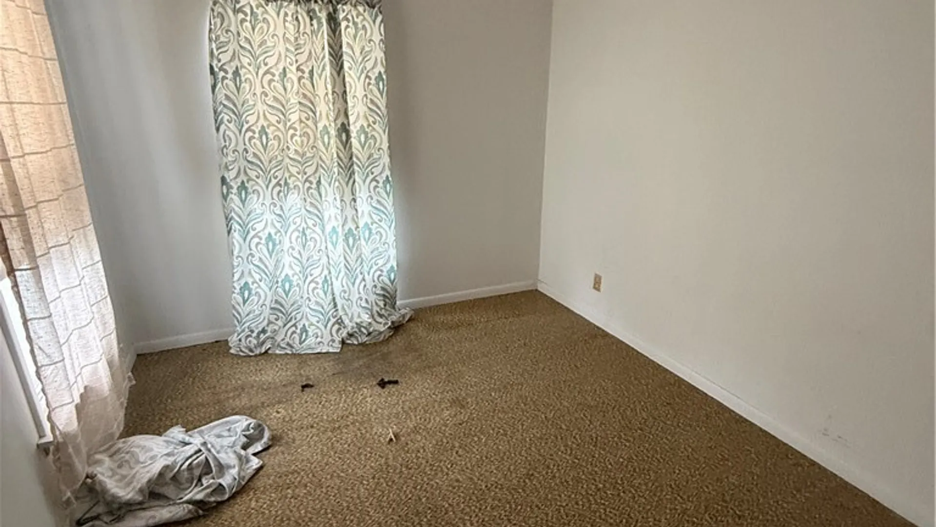 Property at 13 Madison Avenue, Auburn, NY 13021 8