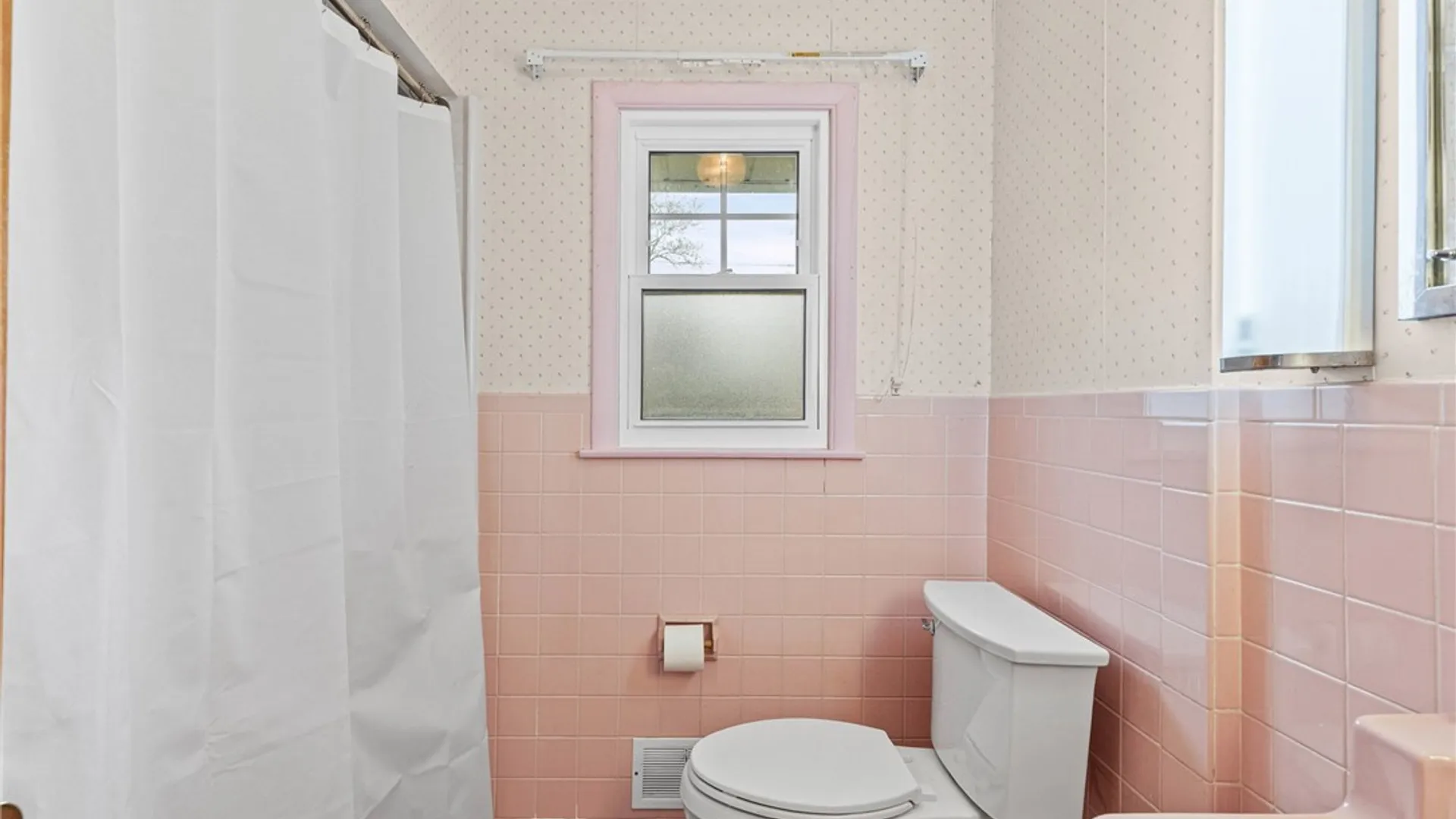 Property at 254 Vinedale Avenue, Irondequoit, NY 14622 13